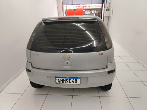 Chevrolet Corsa 1.8 Maxx Flex Power 5p
