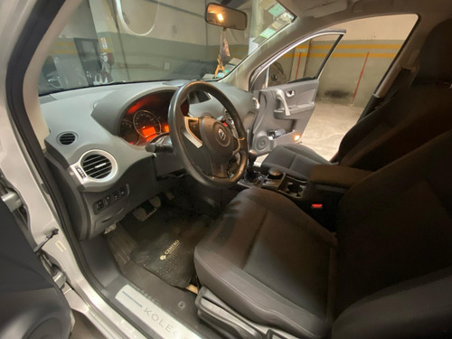 Renault Koleos 2.5 Dynamique 4x4 Mt