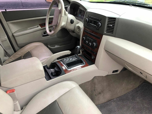 Imagen 7 de 9 de Jeep Grand Cherokee 2006 Limited V8 Power Tech 4x2 At
