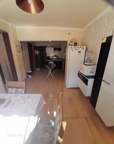 Oportunidade, Linda Casa Plana, Perto De Todo Tipo De Comérc