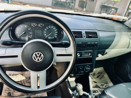 Volkswagen Saveiro 1.6 Super Surf Total Flex 2p