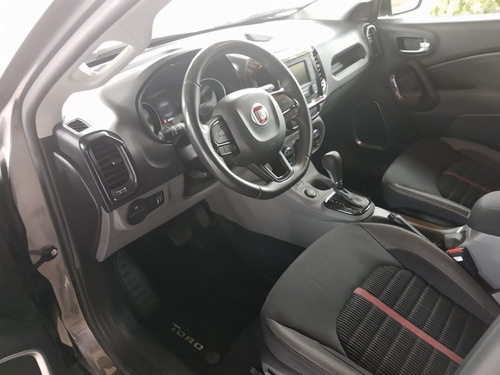 Imagem 5 de 9 de Fiat Toro 2.4 16v 4p Flex Freedom Road Automático