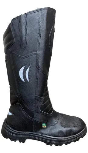 Bota bompel cano longo 2025