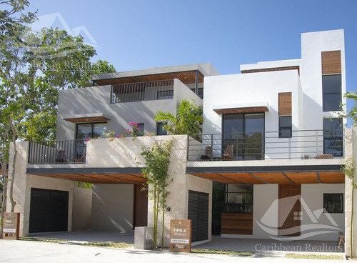 Casa En Venta En Playa Del Carmen/rivera Maya/aldea Serena