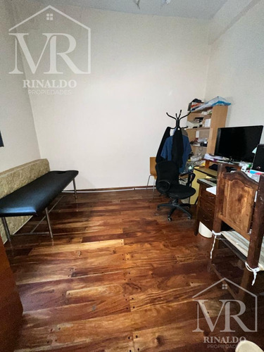 Oportunidad Casa - 4 Ambientes - Con Garage - Flores - Venta