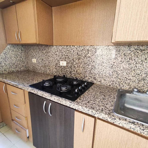 Imagen 4 de 7 de Liliana Martinez Apartamento En Venta. Conjunto Residencial Doral Country, Jardín Mañongo 142990