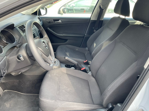 Imagen 9 de 14 de Volkswagen Jetta 2018 2.0 Tiptronic At