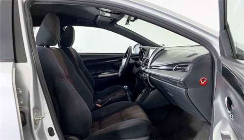 Imagen 11 de 15 de 110191 - Toyota Yaris 2017 Con Garantía