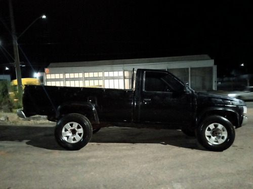 Nissan Nisan D21 4x4 Disel Pikup
