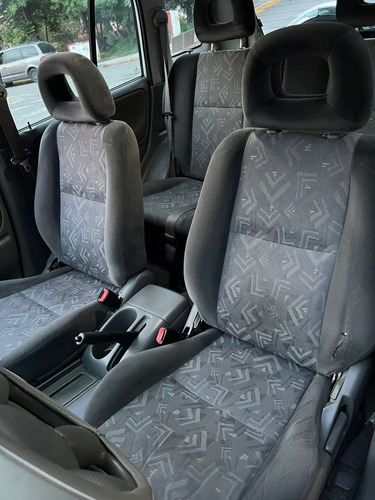 Chevrolet Tracker A Cd Suv Aa Ee 4x2 Mt