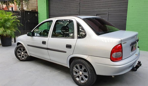 Chevrolet Classic Corsa Sedan 1.6 2003