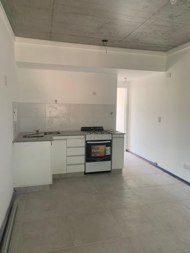 Venta Departamentos Castelar Norte 2 Ambientes A Estrenar