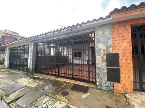 En Venta Hermosa Casa En Las Quintas Del Norte Naguanagua, 228923 Acv