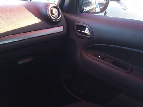 Imagem 8 de 11 de Citroen C3 Picasso Exclusive 1.6 16v Flex