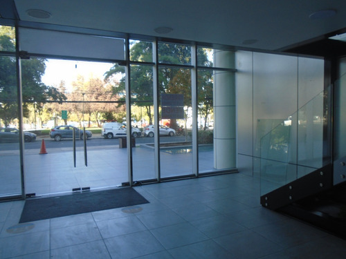Oportunidad ! Local De 97,57 M2 - Tranqueras- Av Las Condes