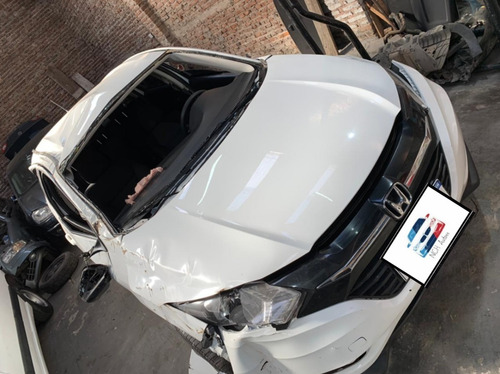 Imagen 6 de 7 de Honda Hr-v Chocada En Marcha Andando