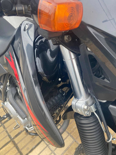 Imagen 10 de 16 de Honda Tornado