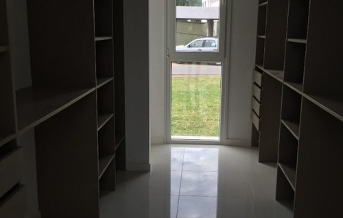 Casa En Barrio Privado Rumenco