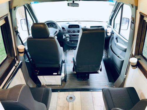 Carrozados Equipamiento Motorhome Standard Y Luxury