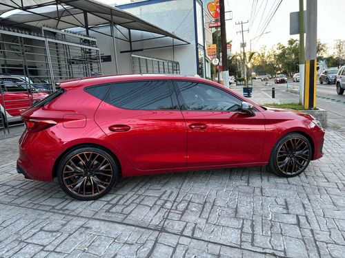 Cupra Leon 300Hp