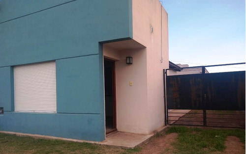 Casa En Venta En Trenque Lauquen, Un Dormitorio Con Patio