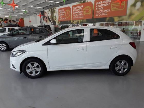 Imagem 8 de 9 de Chevrolet Onix 1.0 Mpfi Lt 8v Flex 4p Manual
