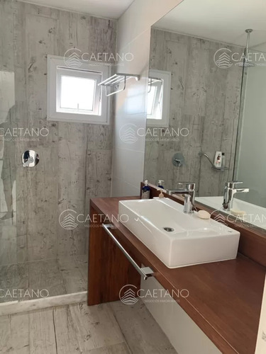 Espectacular Propiedad En Barrio Privado Pueblo Mio
