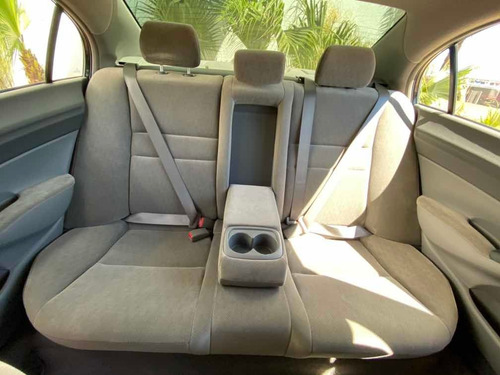 Honda Civic 1.8 Lxl. Mec