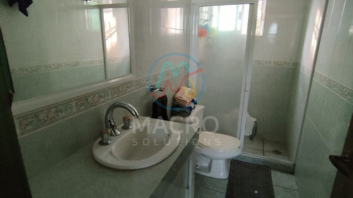 Casa En Venta En Lomas De Cocoyoc Con Acabados De Lujo, Alberca Y Jardín Apta A Créditos