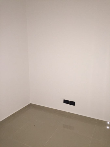 Imagen 5 de 10 de Departamento 2 1/2 Amb - Planta Baja Frente - Con Cochera Y Patio