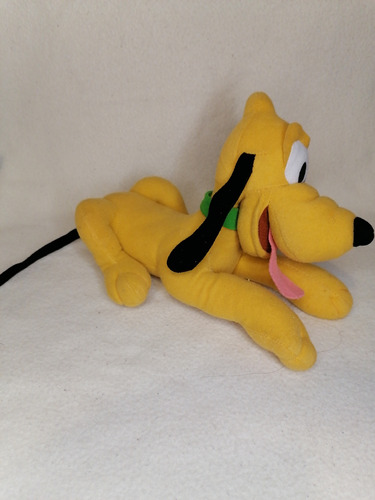 Peluche Original Pluto Disney Toy Factory 16x21cm.