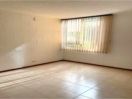 Apartamento En Arriendo En Laureles