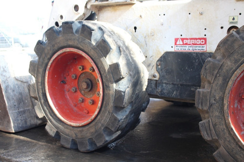 Imagem 6 de 11 de Minicarregadeira Bobcat S150 Ano 2011