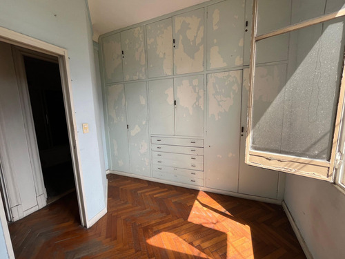 Venta Caballito Departamento 4 Ambientes Frente