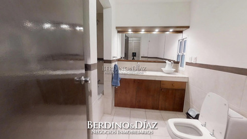 Exclusiva Y Hermosa Casa Ideal Para Vivir Todo El Año En Punta Del Este- Ref: 364
