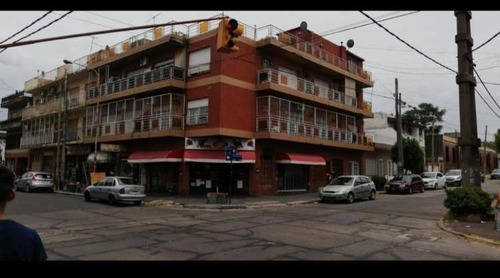 Imagen 2 de 2 de Venta Local Lomas Del Mirador