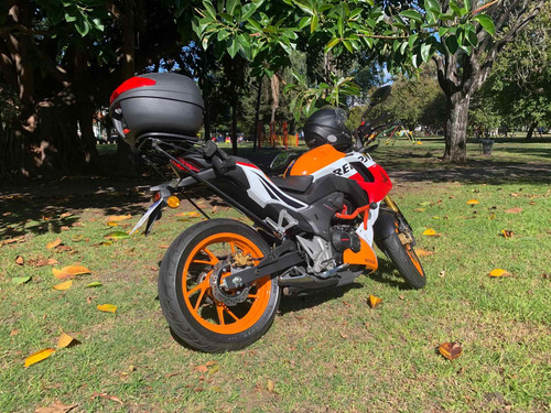 Imagen 2 de 9 de Honda Repsol Cb190