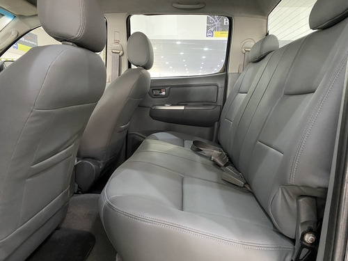 Imagem 13 de 15 de Toyota Hilux 3.0 Srv 4x4 Cd 16v Tdi 4p Automática Completa
