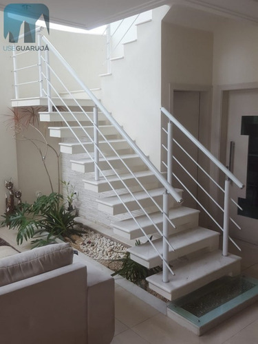 Imagem 9 de 26 de Casa A Venda No Bairro Tombo Em Guarujá - Sp. - 970-1
