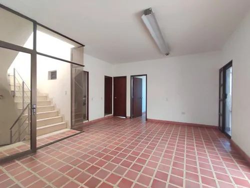 Edificio En Arriendo En Latino. Cod A22136