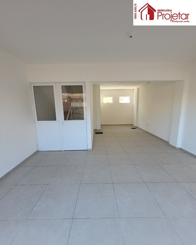 Imagem 5 de 30 de Moquetá/n.iguaçu.triplex Independente, 2 Quantos Sendo 1 Suíte, 2 Banheiros E Garagem - Ca00568 - 33573473