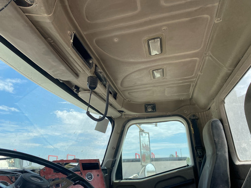 Tractocamion Daycab International 9200 I-año 2004