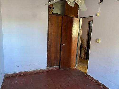Casa En Venta - 2 Dormitorios 1 Baño - Pergamino