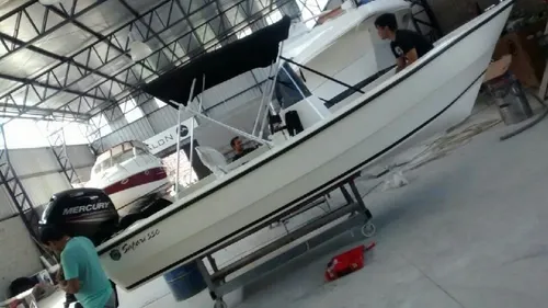Bermuda Safary 5,5 M Mercury 40 Hp 3 Cilindros Elec/automix