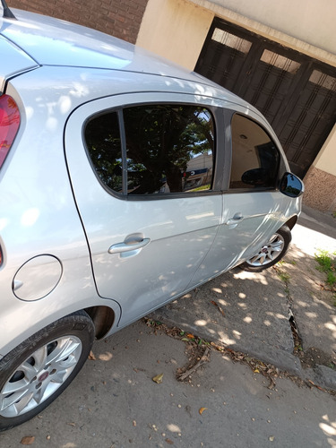 Fiat Palio 1.4 Attractive 85cv