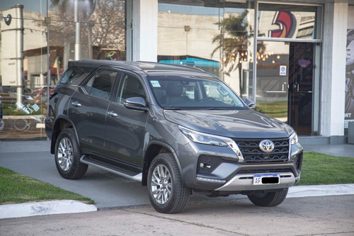 Imagen 11 de 15 de Toyota Sw4 Srx 2.8tdi 204cv Permuto Por Moto !!