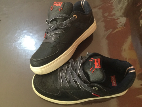 Tênis Infantil Importado Original Levis Couro Semi Novo 34