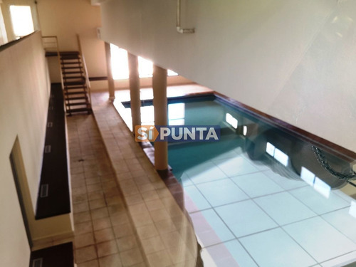 Imagen 25 de 28 de Apartamento En Alquiler - Playa Mansa