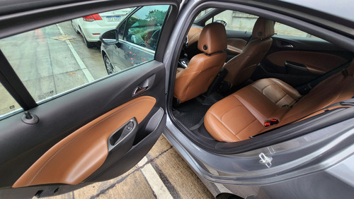 Chevrolet Cruze 5 1.4 Premier Turbo At