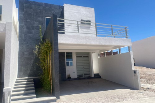 Tu Casa Nueva En Altozano $4,849,084.22 L 115